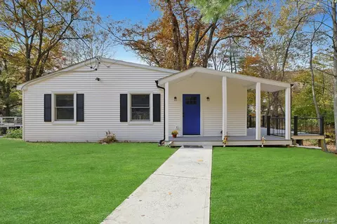 7 Mcdougal Ln, Cortlandt, NY 10567