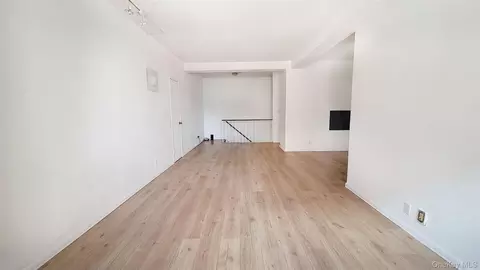 99-52 66rd #3T, Rego Park, NY 11374