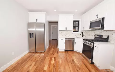 11467 145th St, Jamaica, NY 11436
