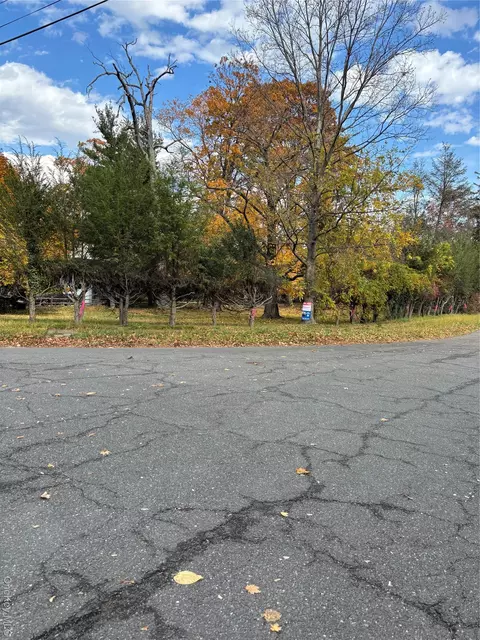 Orchard Off Manhattan Manhattan, New Rochelle, NY