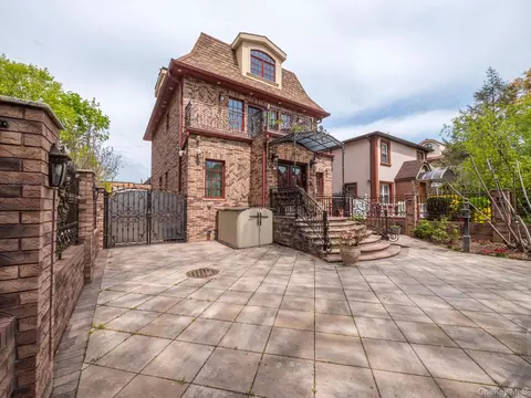 179-15 80rd, Jamaica, NY 11432