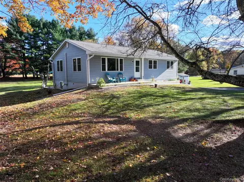 254 Long Ln, Crawford, NY 12721