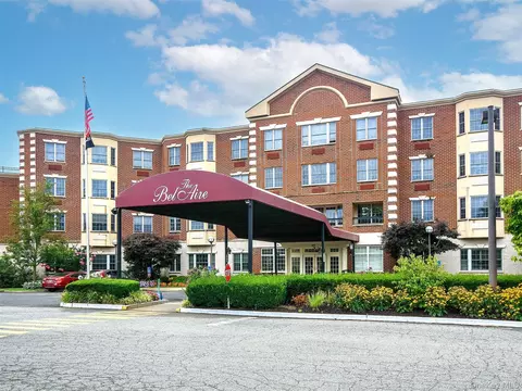 50 Merrick Ave #119, East Meadow, NY 11554