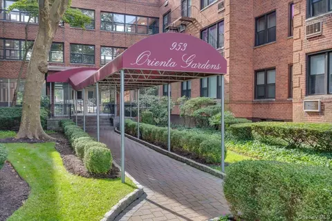 953 W Boston Post Rd #3G, Mamaroneck, NY 10543