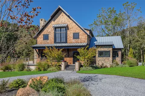 141 N Ferry Rd # A, Shelter Island, NY 11964