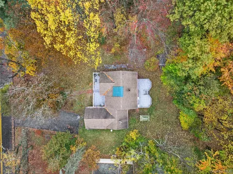 152 Buena Vista Rd, Clarkstown, NY 10956