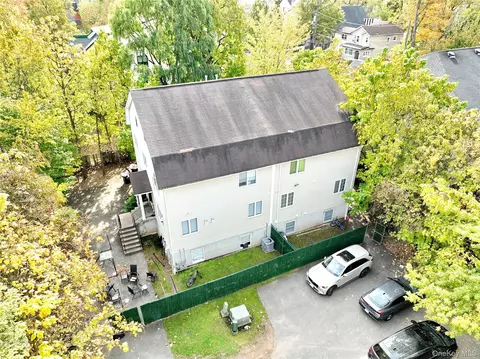 11 Laura Pl #2, Ramapo, NY 10977