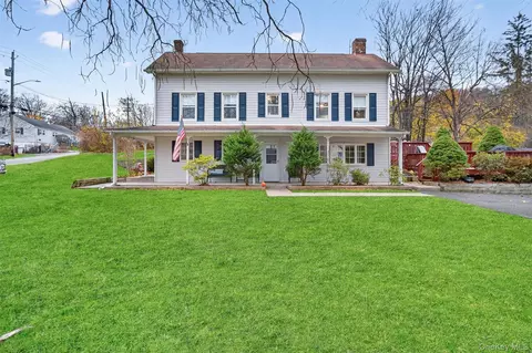 493 Willow Grove Rd, Stony Point, NY 10980