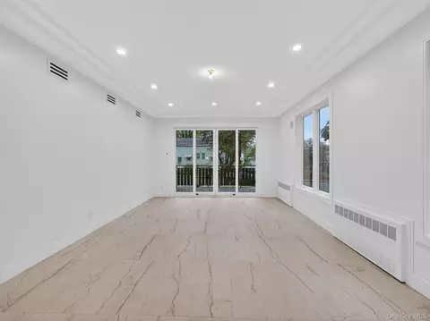 Living - 22 Johnson St, Ramapo, NY 10977 photo 2 of 5