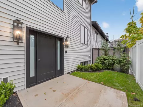 Exterior - 22 Johnson St, Ramapo, NY 10977 photo 3 of 4