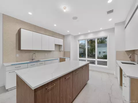 Kitchen - 22 Johnson St, Ramapo, NY 10977 photo 3 of 5