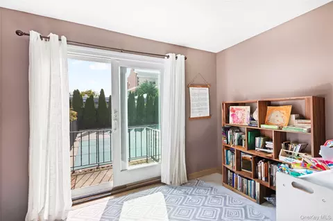 Bedroom - 10 Maple Ave, Patchogue, NY 11772 photo 1 of 3