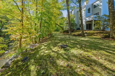 301 River W, Greenwich, CT 06831