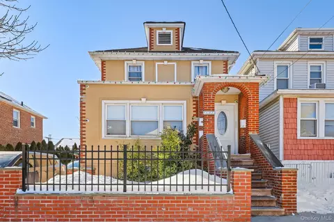 1831 Paulding Ave, New York, NY 10462