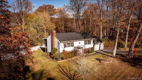 20 Watson Way, Putnam Valley, NY 10579