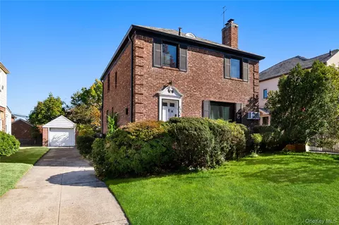 80-47 188 St, New York, NY 11432