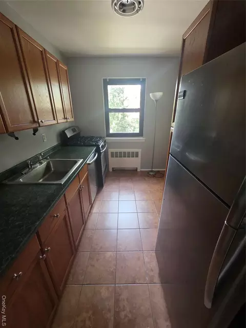 14 Manor House Drive Dr #G29, Greenburgh, NY 10522
