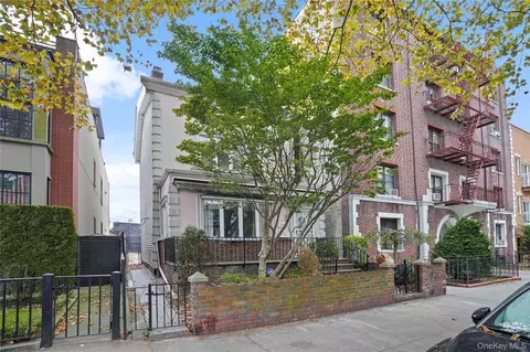 342 93rd St, Brooklyn, NY 11209