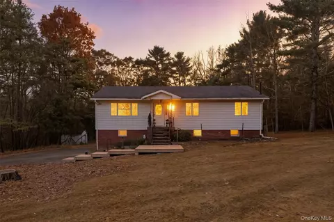 502 White Rd, Lumberland, NY 12737