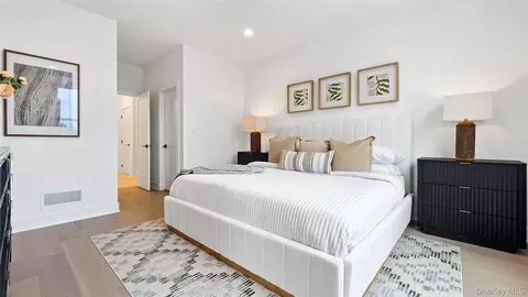 Bedroom - 2086 Summit Loop #78, Carmel, NY 10512 photo 1 of 4