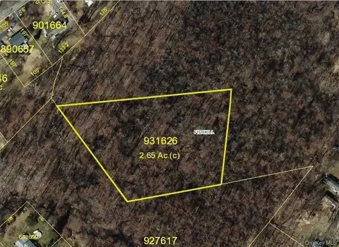 Echo Lane, Fishkill, NY 12508