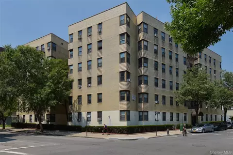 340 E Mosholu Pkwy S #4-E, New York, NY 10458