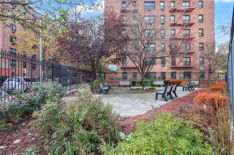 Exterior - 99-35 59th Ave #4E, New York, NY 11368 photo 1 of 3