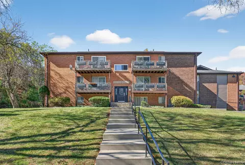 46 Tanager Rd #4604, South Blooming Grove, NY 10950