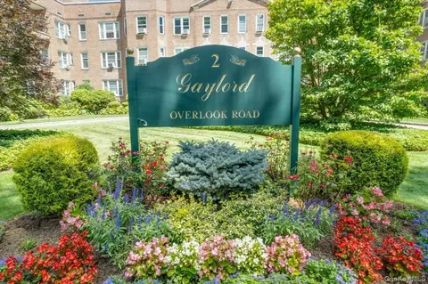 2 Overlook Rd #1A1A, White Plains, NY 10605