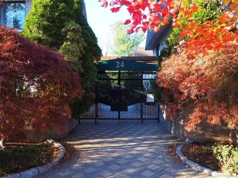 24 Carhart Ave #207A, White Plains, NY 10605