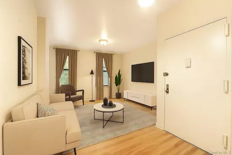 369 Marion St #2B, Brooklyn, NY 11233