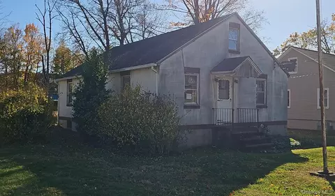 18 Farries Ave, Florida, NY 10921