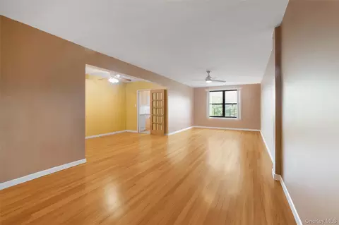 224-24 Union Tpke #6G, New York, NY 11364