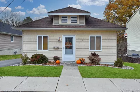 114 Union St, Montgomery, NY 12549