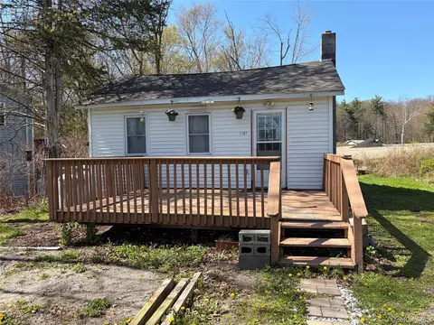 1187 Burlingham Rd, Shawangunk, NY 12566