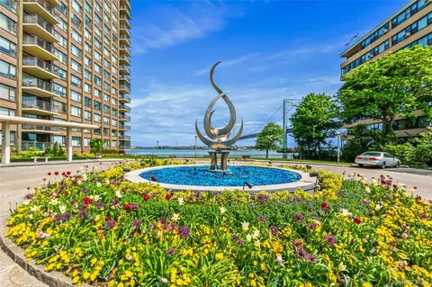 166-25 Powells Cove Blvd #19G, New York, NY 11357