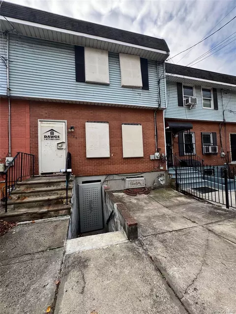 2028 Story Ave, New York, NY 10473