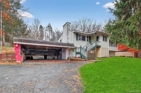 62 Ernest Rd, Stanford, NY 12581