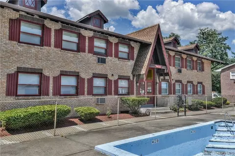 21 Normandy Village Vlg #2, Clarkstown, NY 10954