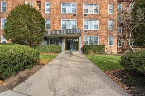 120 Dehaven Dr #436, Yonkers, NY 10703