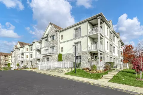 26 N De Baun Ave #104, Ramapo, NY 10901