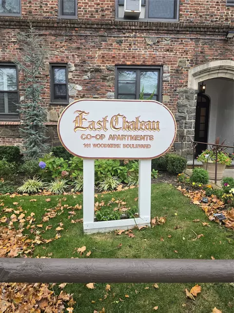 141 Woodmere Blvd #6C, Woodmere, NY 11598