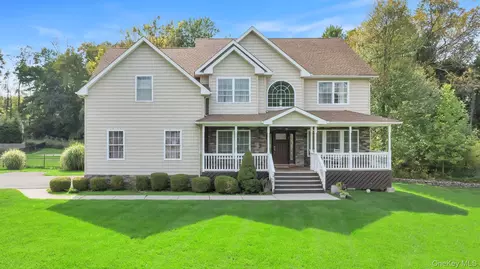 11 Fant Farm Ln, Ramapo, NY 10901