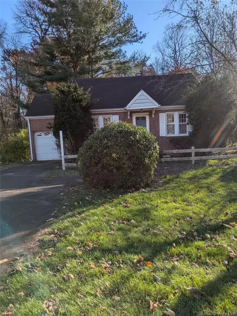 55 Old Little Britain Rd, Newburgh, NY 12550