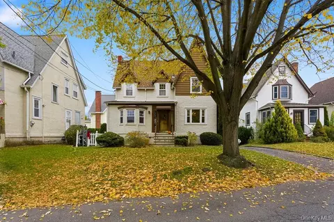 65 Highland Ave, Eastchester, NY 10709