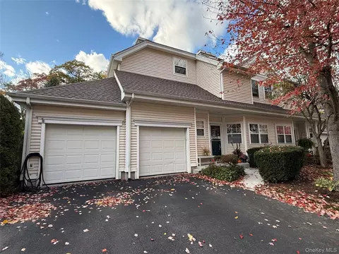 10 Briarbrook Dr, Briarcliff Manor, NY 10510