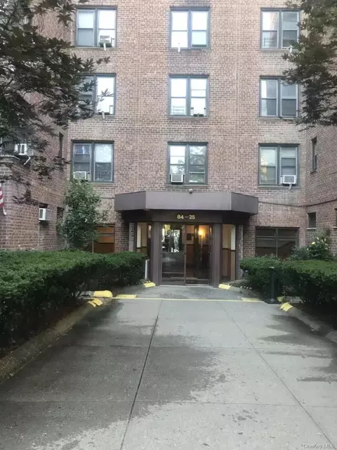 8425 Elmhurst Ave #2I, New York, NY 11373