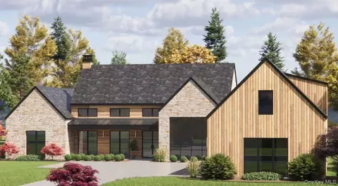 13 Chelsea Rd, Wappinger, NY 12590