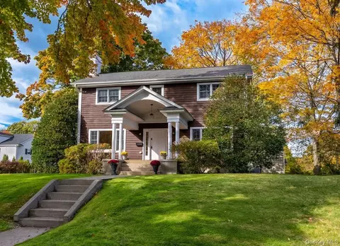 13 Mcclelland Ave, Greenburgh, NY 10522