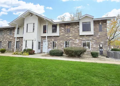 2 El Camino Ct #2, Coram, NY 11727